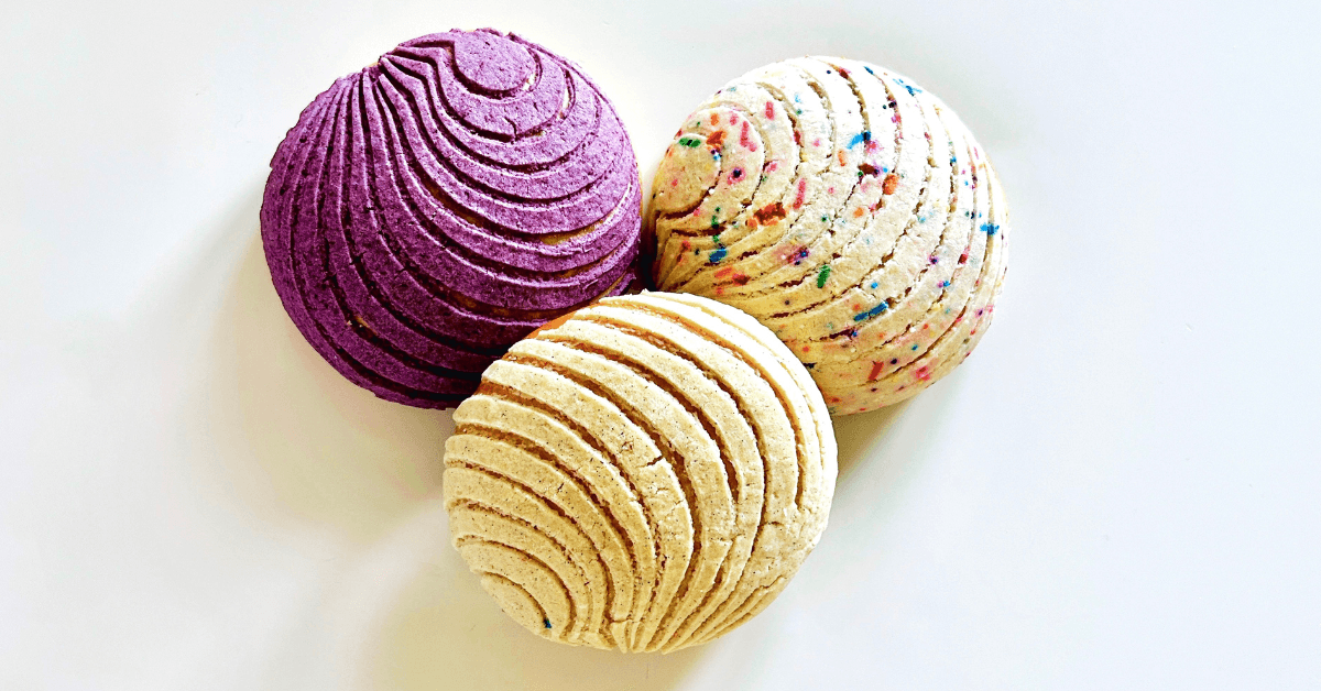 Aurora Cafe & Bakery in Overland Park, Kansas