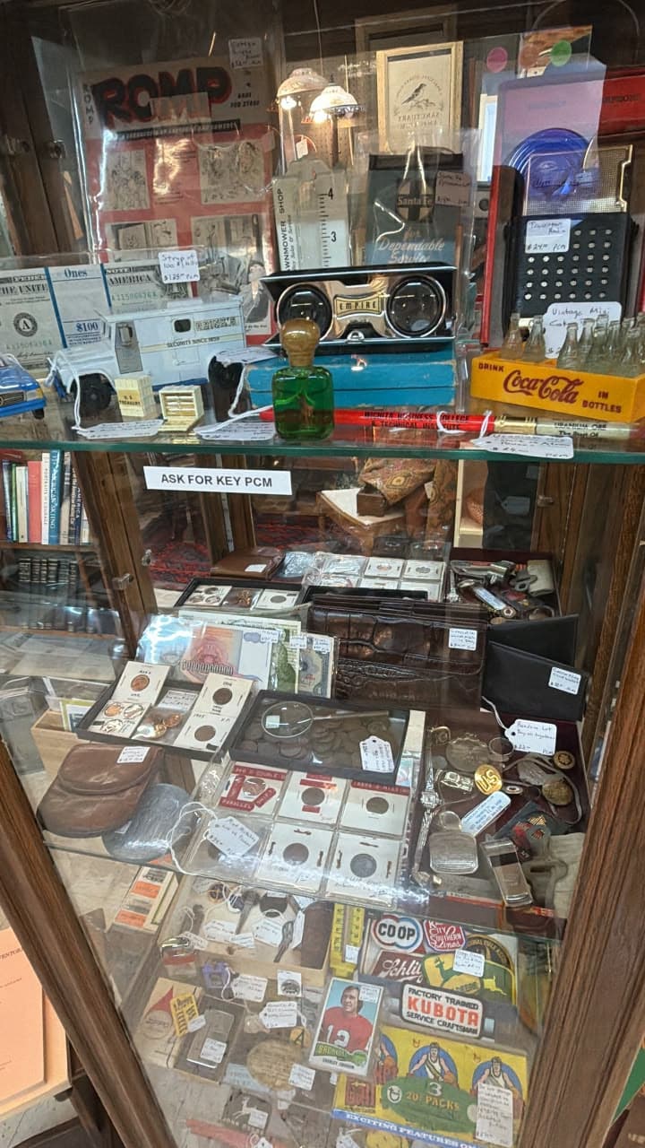 Glenwood Antique Mall in Overland Park, Kansas