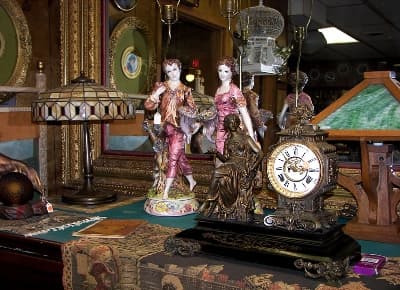 Peterson's Antiques in Overland Park, Kansas