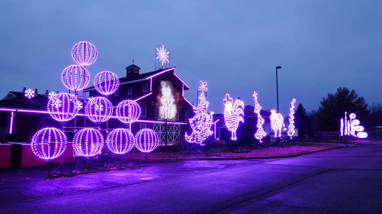 Holiday Lights on Farmstead Lane in Overland Park, Kansas